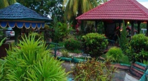 Wonua Monapa Hotel Resort