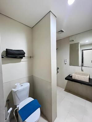 Bathroom - Ommaya Hotel and Resort (Baki)