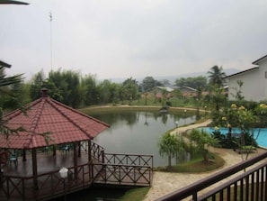 Halaman properti