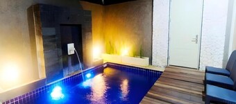 Bali Rich Villa Tuban