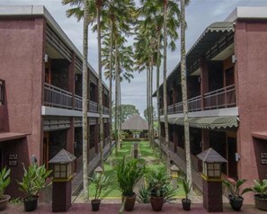 Property grounds - Rollaas Hotel and Resort (Malang)