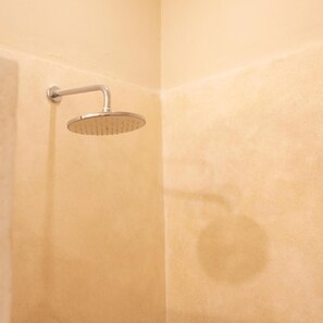 Bathroom - Kuta Baru Hotel (Kuta)