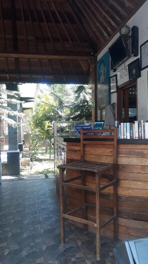 Outdoor dining - Pakels Bali Villas (Karangasem)