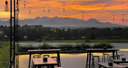 Kaloka Airport Hotel