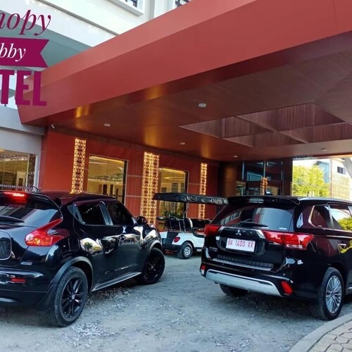 UNP Hotel and Convention Center