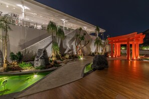 Property grounds - Kontena Hotel (Batu)