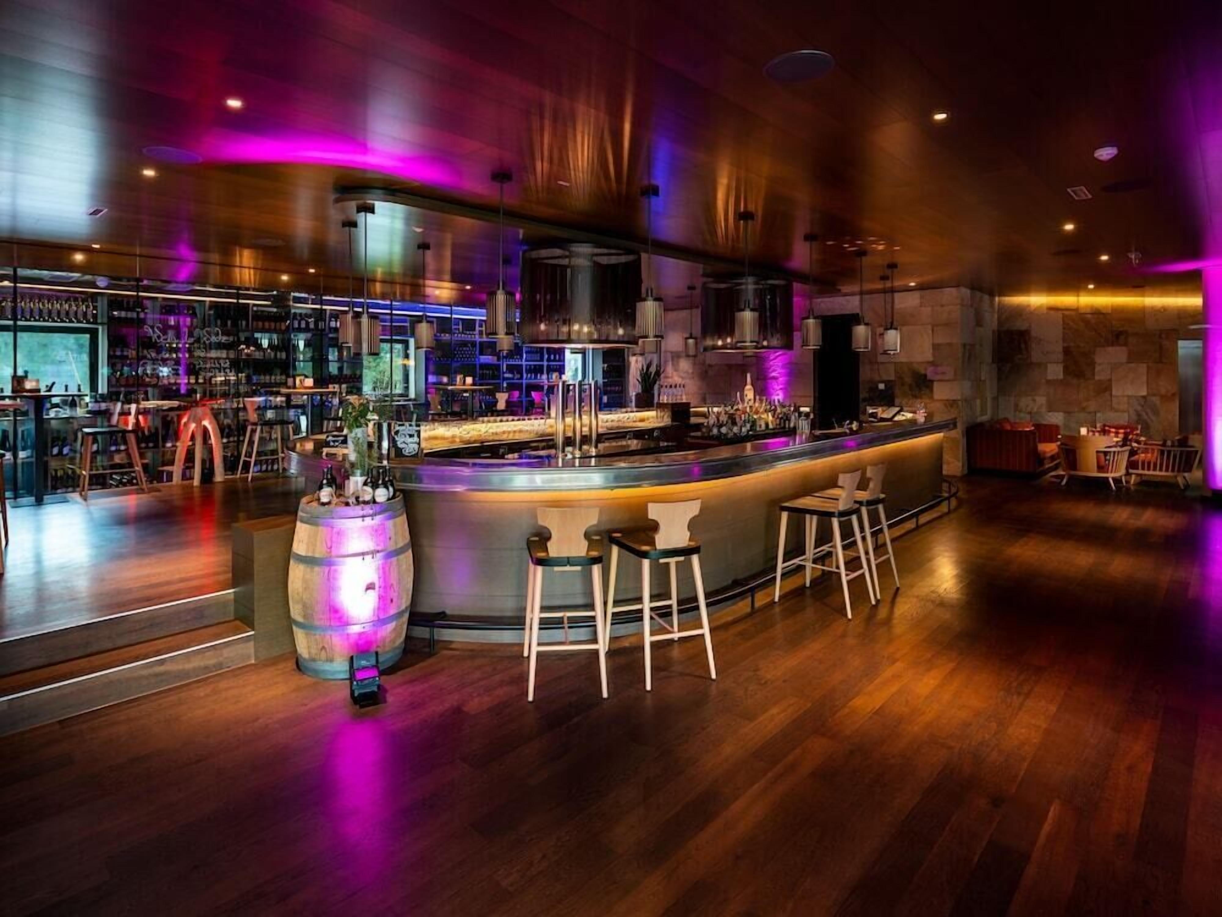 Bar (in der Unterkunft)