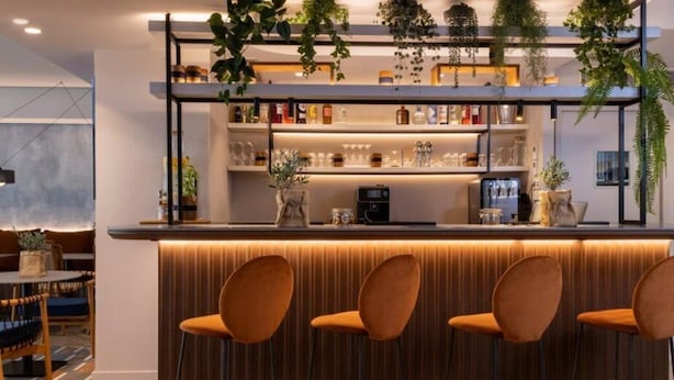 酒吧(店内)