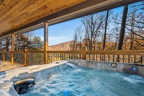 Bain à remous extérieur