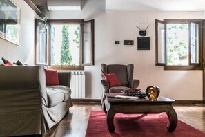 Living area - Mansarda Magritte (Venice)