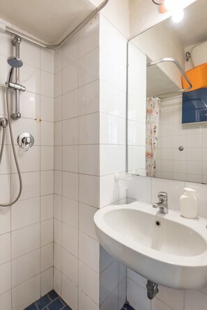 Bathroom - Mini Studio in the Heart of Florence (Florence)