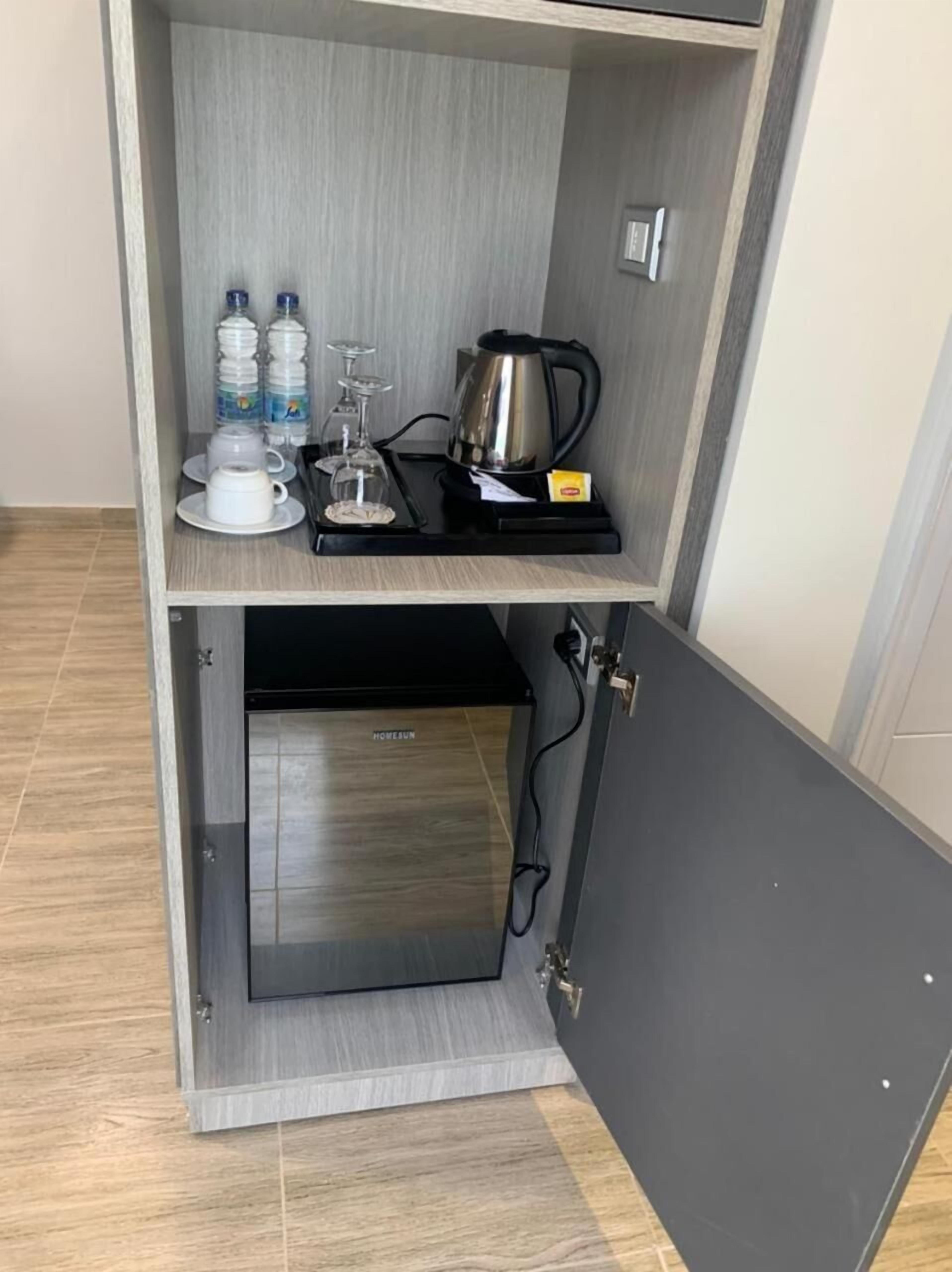 المنشأة من الداخل