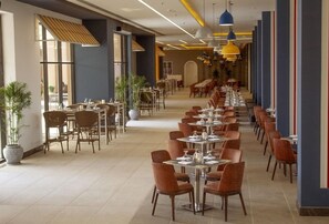 Dining - Water Valley by Neverland (Hurghada)