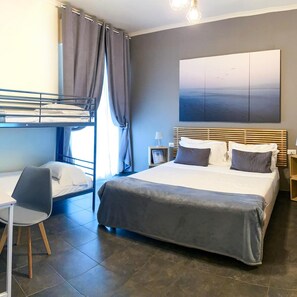 Room - Hotel Centosedici (Terracina)