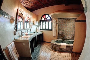 Bathroom - OZ Palace Ouarzazate (Tarmigt)