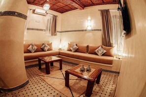 Living area - OZ Palace Ouarzazate (Tarmigt)
