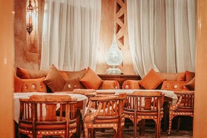 Dining - OZ Palace Ouarzazate (Tarmigt)