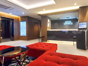 Lobby - Hotel Livemax Tachikawa Station Square (Tachikawa)