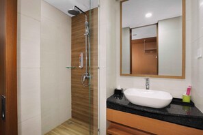 Bathroom - Favehotel Nagoya (Batam)