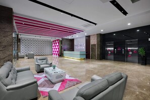 Lobby - Favehotel Nagoya (Batam)