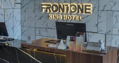 Front One King Hotel Tuban
