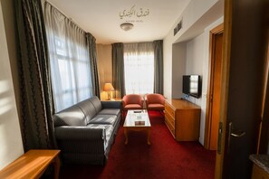 Living area - Kindi Suites Hotel (Amman)