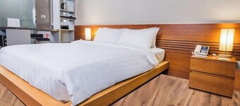 J-one Hotel and Resort