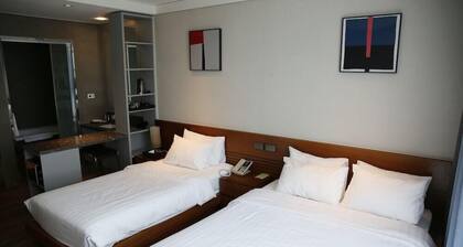 J-one Hotel and Resort