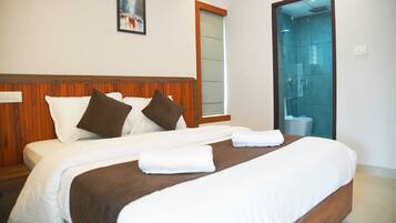 Twin Room, Mountain View | In-room safe, blackout curtains, free WiFi