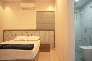 Standardzimmer, Bergblick | Badezimmer