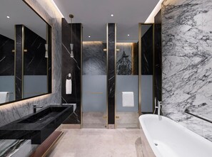 Bathroom - Velero Doha (Doha)