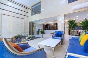 Lobby - Sazi Resin Hotel - Free Nails/hairwash (Ho Chi Minh City)