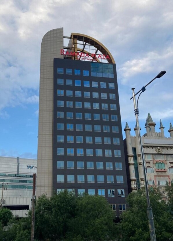 Exterior - Ramada Plaza by Wyndham Chungjang (Gwangju)