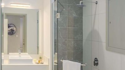 Royal Green Wellness Resort