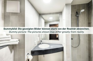 Bathroom - Ibis Budget Koeln Porz (Cologne)