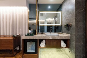 Bathroom - Nostalgia S Hotel (Beijing)