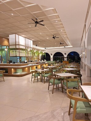 Bar (on property) - The Allure Villas Pangandaran (Pangandaran)