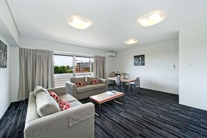 Living area - Prince of Wales Hotel (Brisbane)