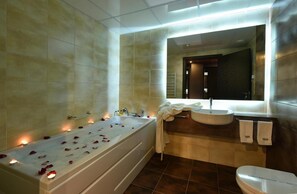 Bathroom - Best Boutique Hotel (Stara Zagora)