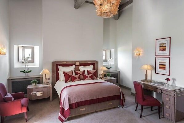 Room - Chateau Lafaurie-peyraguey by Lalique (Bommes)