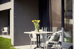 Outdoor dining - Hotel Gorinchem (Gorinchem)