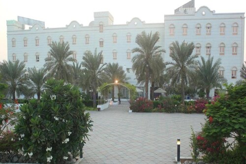 Royal Garden Hotel