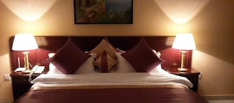 Royal Garden Hotel
