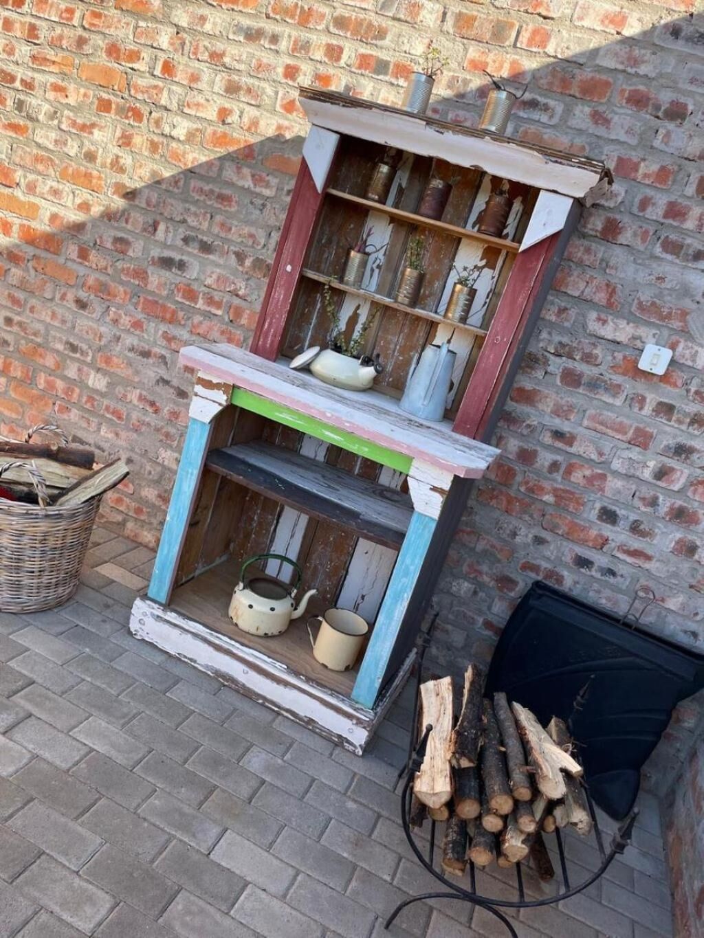 المنطقة المحيطة بالمنشأة