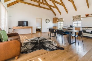 Interior - Druk-my-niet Wine Estate (Paarl)