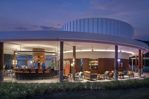 Bar (on property) - Avani Chaweng Samui Hotel and Beach Club (Koh Samui)