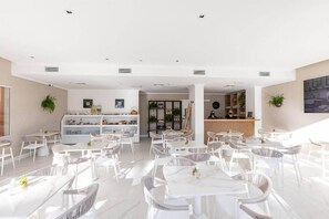 Dining - Hotel Solerios (Punta del Este)