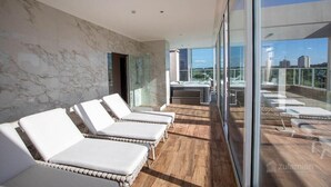 Ảnh chưa phân loại, 5 trong số 46 ảnh, nút