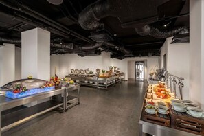 Dining - Crowne Plaza Danang City Centre by IHG (Da Nang)