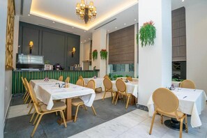 Dining - The Gate Kadikoy Downtown (Istanbul)